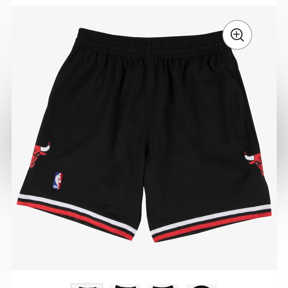 Chicago Bulls Hardwood Classics Alternate Swingman Shorts Mitchell Ness